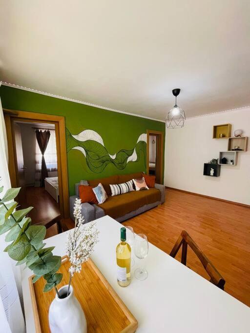 Chic Retreat Timisoara Apartman Kültér fotó